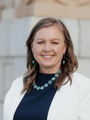 Dr Johanna Lynch