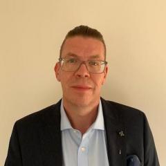 Dr Rory Melville